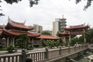 蓮山雙林寺 建築 10 龍光寶塔殿 13